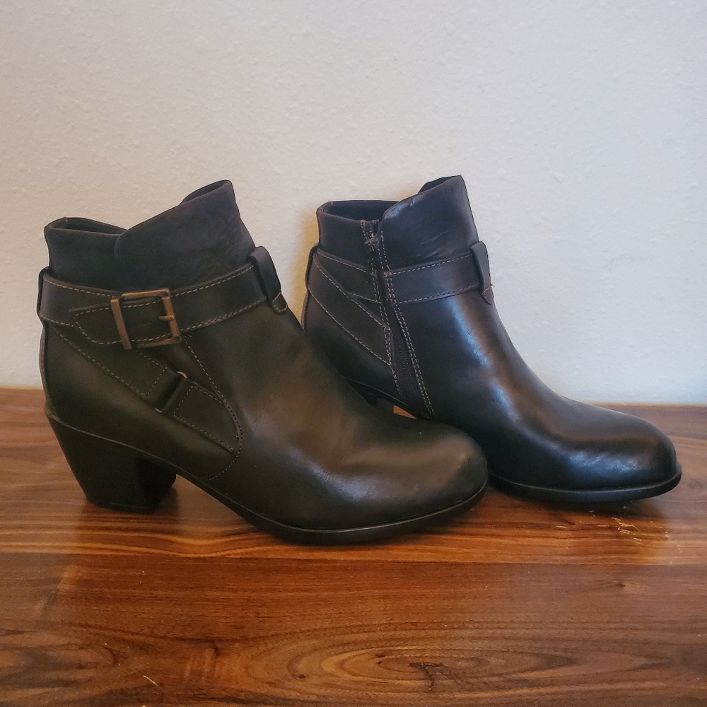 Boc booties